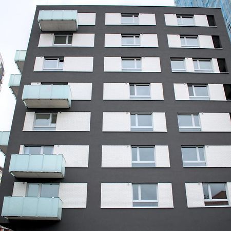 Brand New Apartment By Hockey Stadium براتسيلافا المظهر الخارجي الصورة