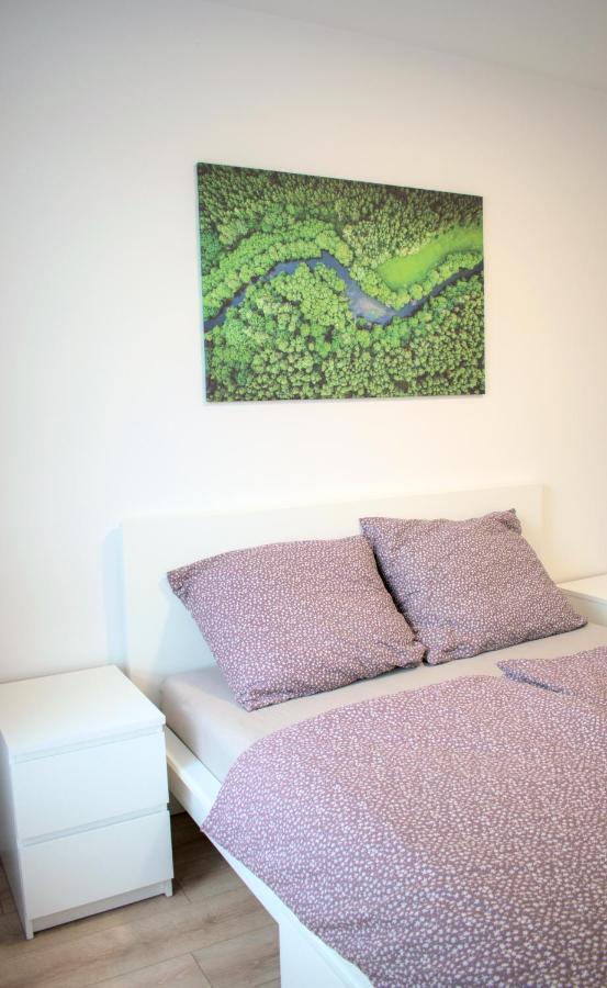 Brand New Apartment By Hockey Stadium براتسيلافا المظهر الخارجي الصورة